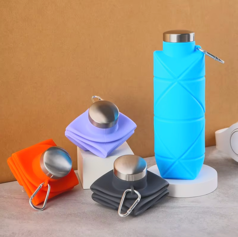 FlexiFlow™ 700ml Collapsible Sports Water Bottle